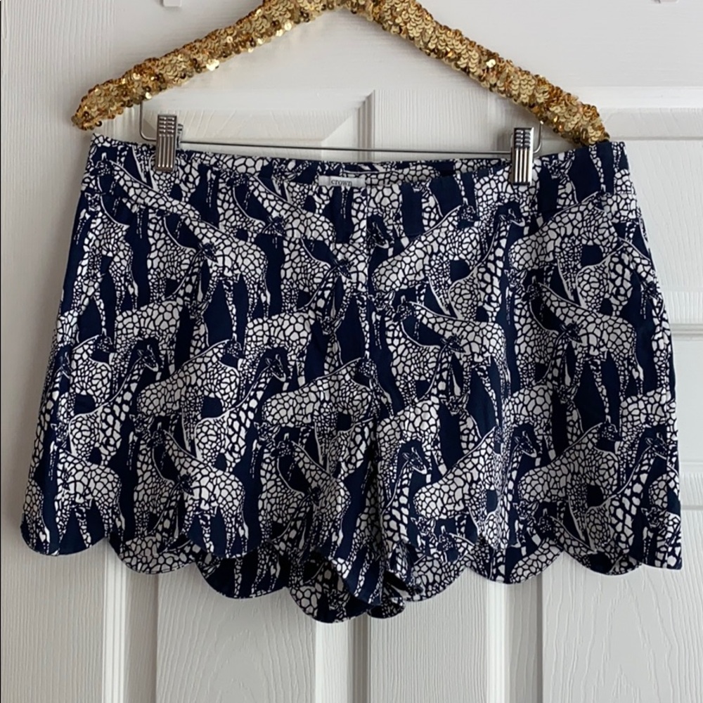 Crown and Ivy Giraffe printed shorts